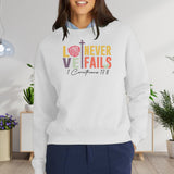 Love Never Fails Women's Fleece Crewneck Sweatshirt